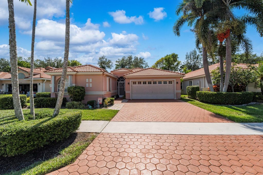 Photo of 9906 Harbour Lake Circle, Boynton Beach, FL 33437 (MLS # R11093549)