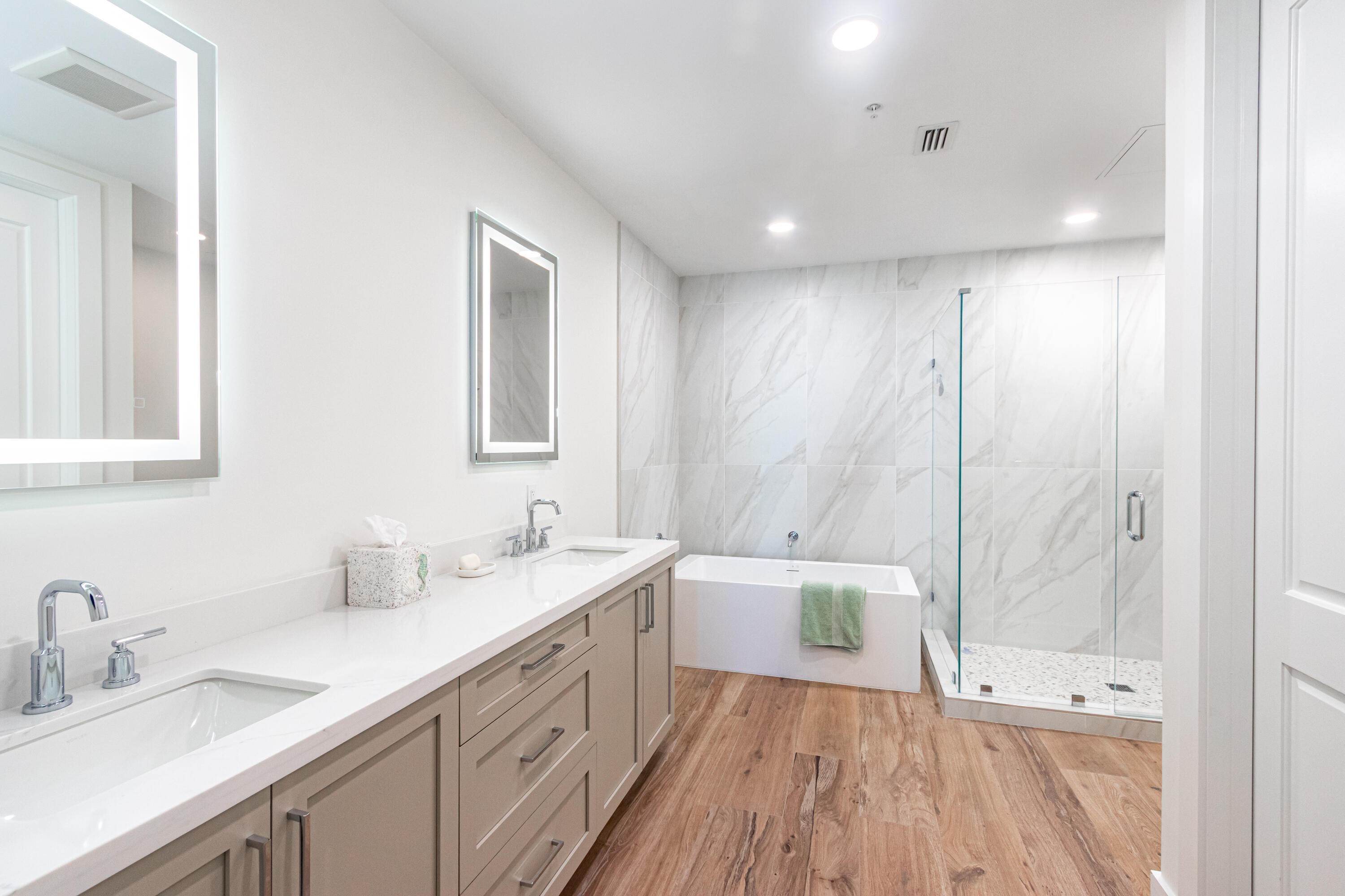 HAVN RESIDENCES & YACHT CLUB CONDO - Residential