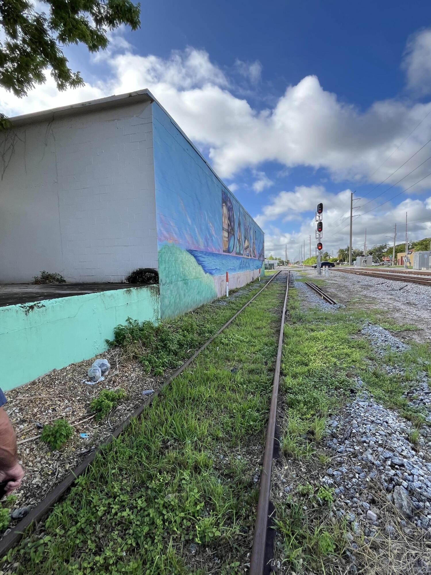 5 NW 3rd Avenue