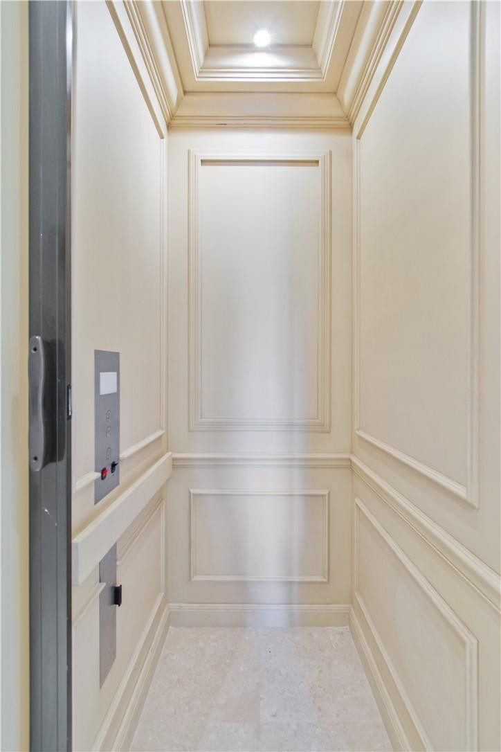 Sea Island - Residential