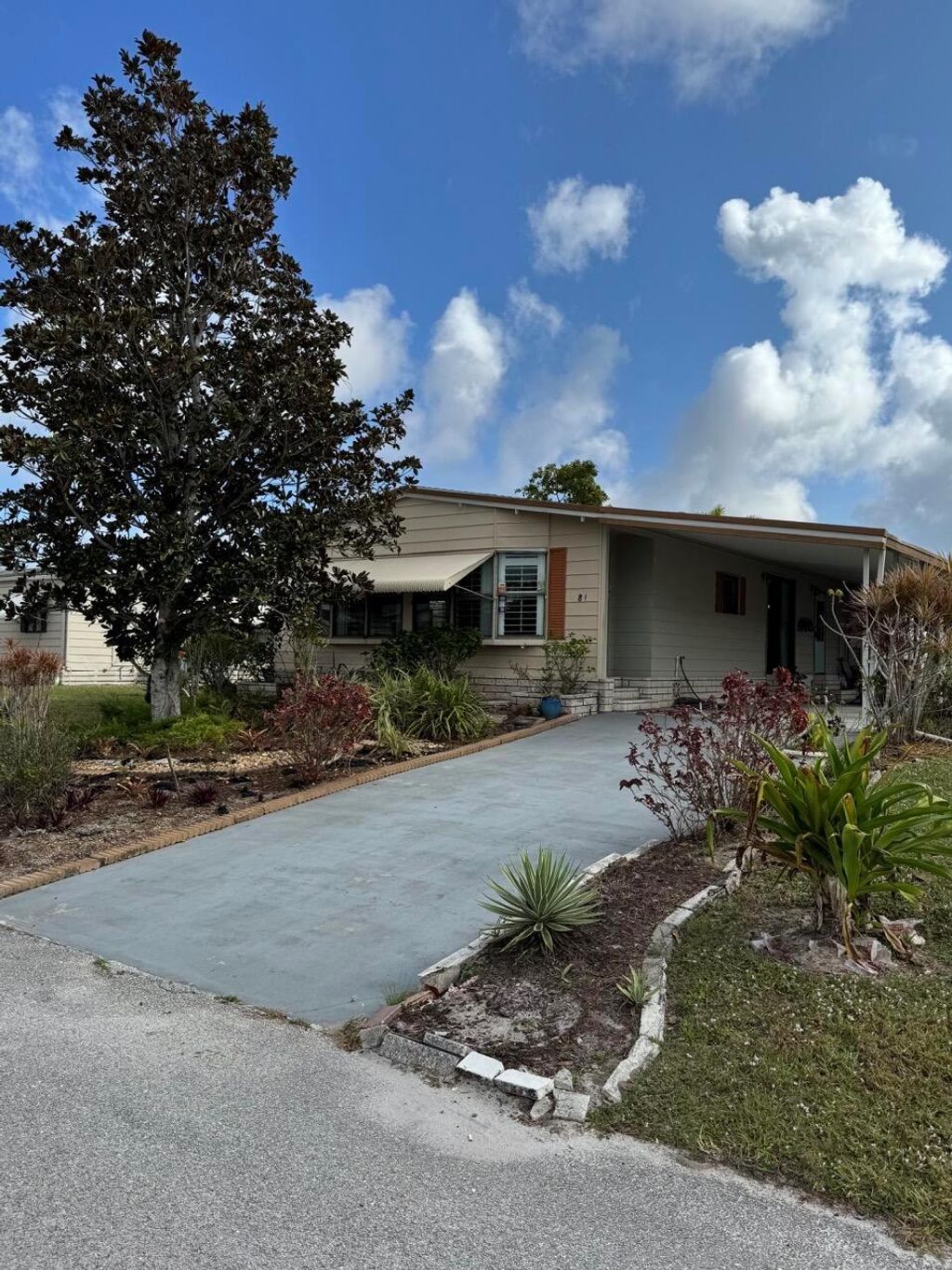 Photo of 81 Lagos Del Norte, Fort Pierce, FL 34951 (MLS # R11051864)