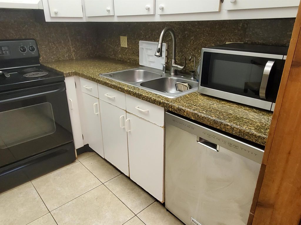 Photo of 610 NW 13 Street #18, Boca Raton, FL 33486 (MLS # R11093586)