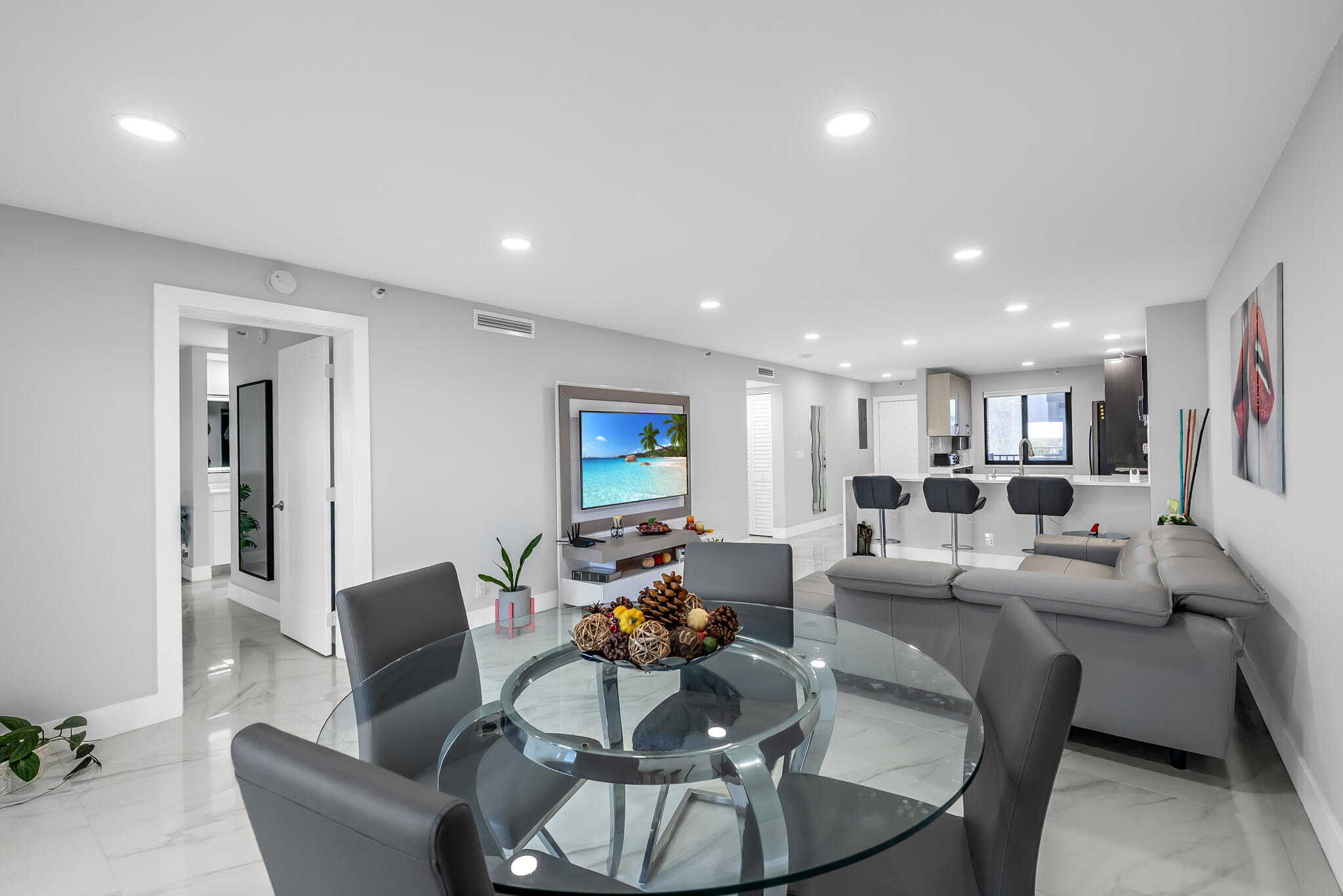 CYPRESS BEND CONDOMINIUM VI - Residential