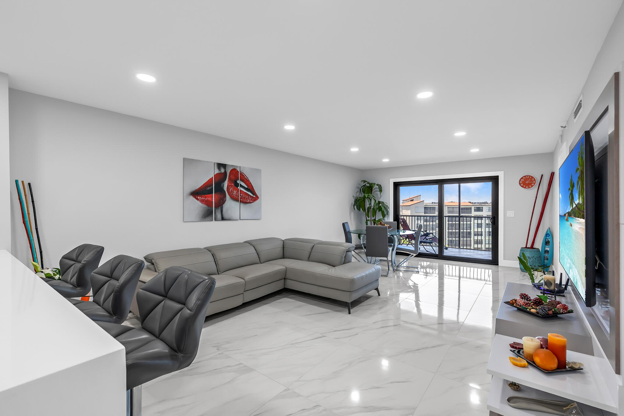 CYPRESS BEND CONDOMINIUM VI - Residential