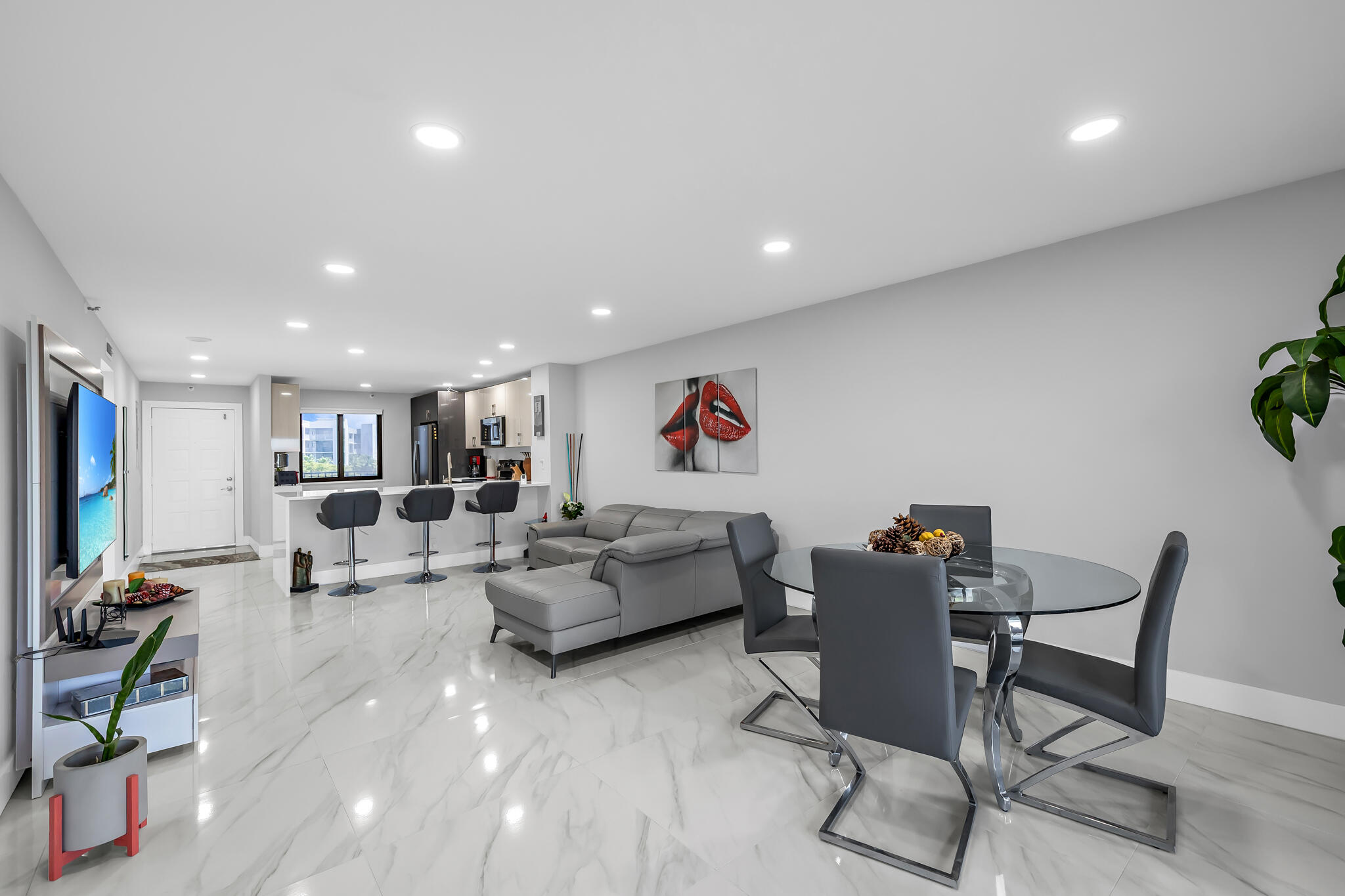 CYPRESS BEND CONDOMINIUM VI - Residential