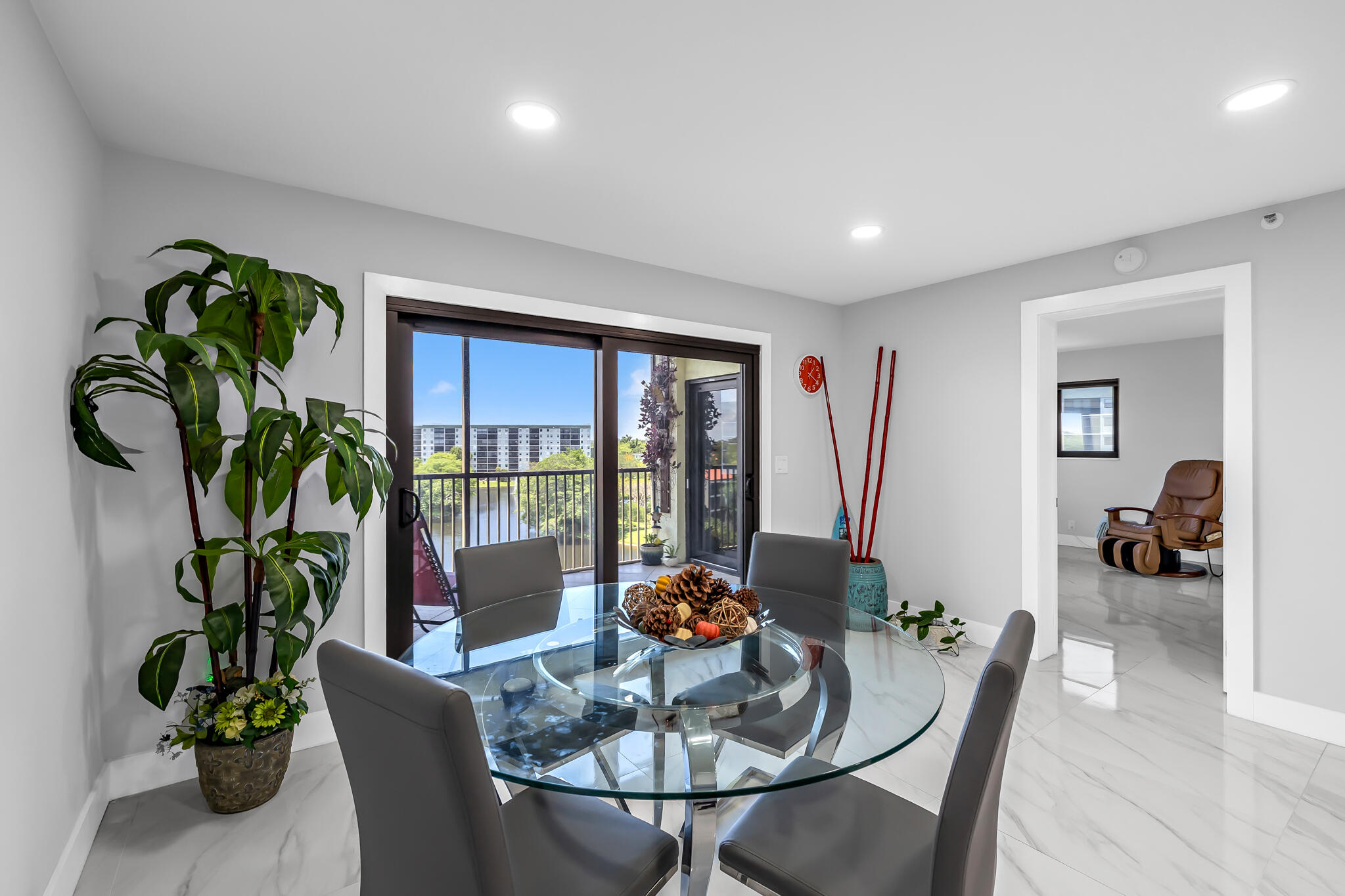 CYPRESS BEND CONDOMINIUM VI - Residential