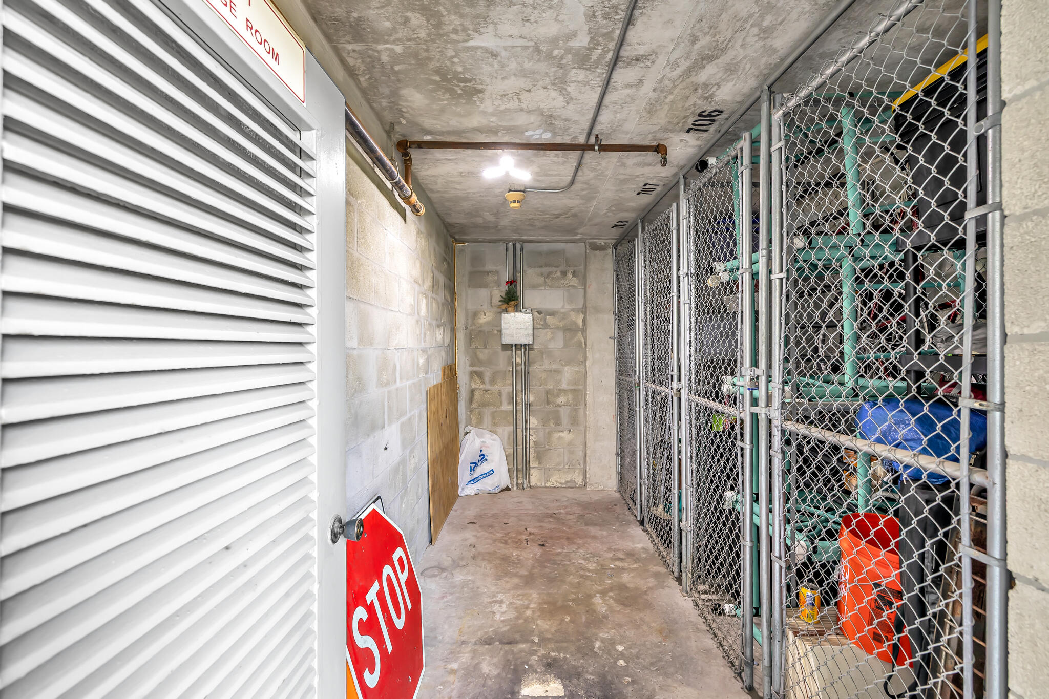 CYPRESS BEND CONDOMINIUM VI - Residential