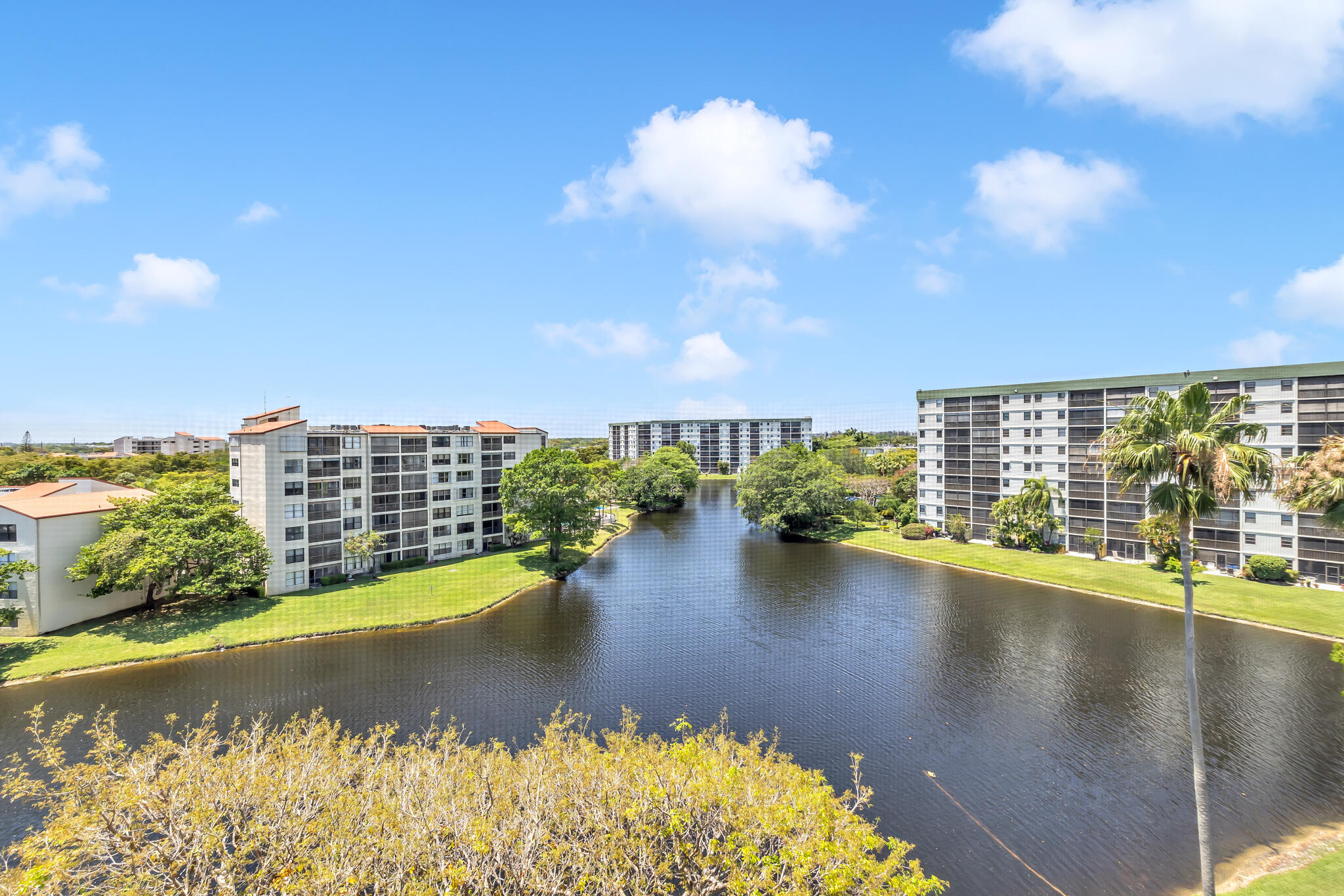 CYPRESS BEND CONDOMINIUM VI - Residential