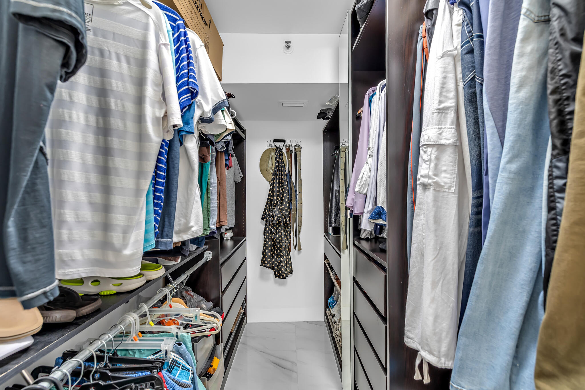 CYPRESS BEND CONDOMINIUM VI - Residential