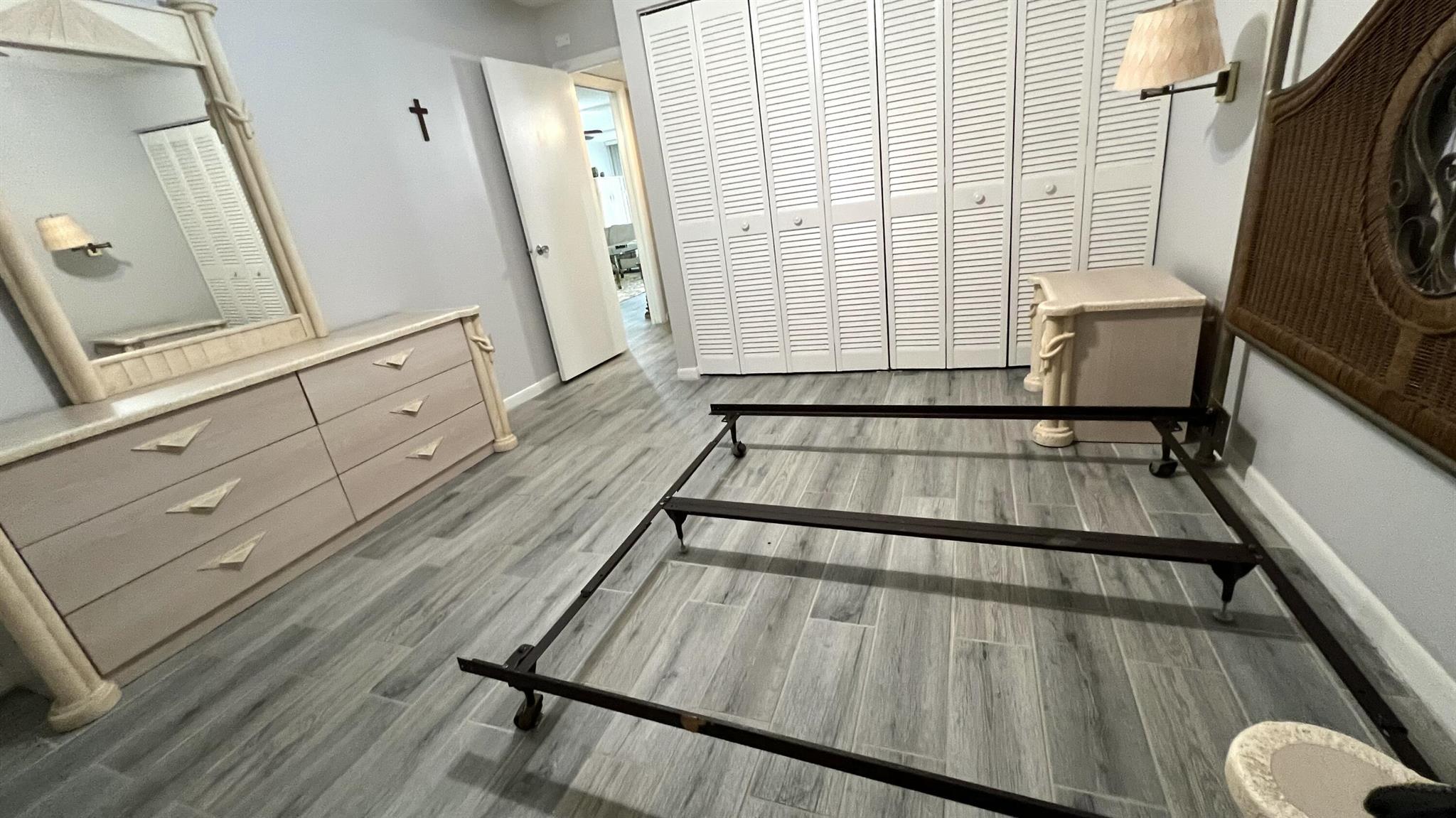 FOUNTAINS OF PALM BEACH C - Residential Lease