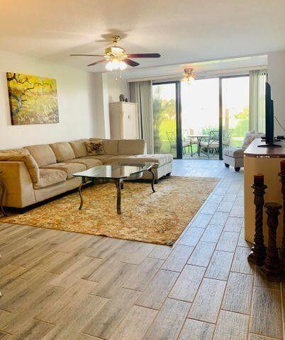 FOUNTAINS OF PALM BEACH C - Residential Lease