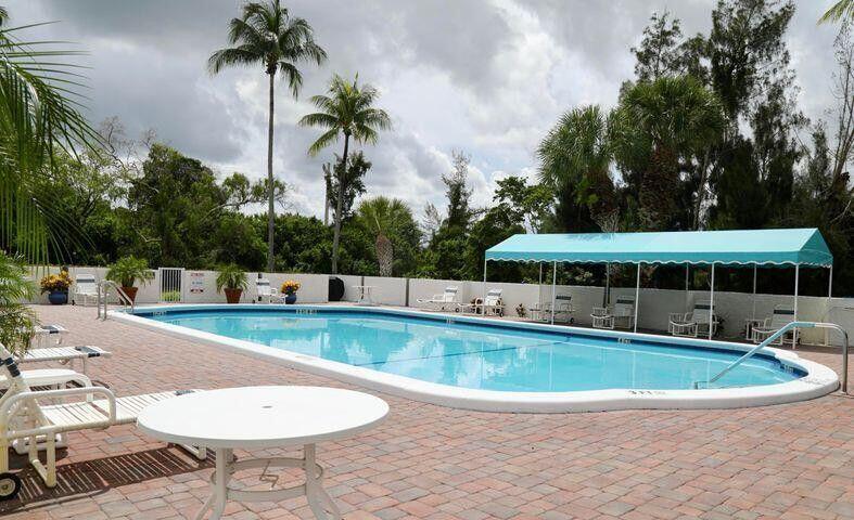 FOUNTAINS OF PALM BEACH C - Residential Lease