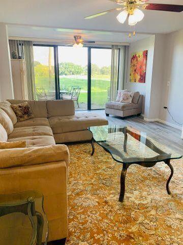 FOUNTAINS OF PALM BEACH C - Residential Lease