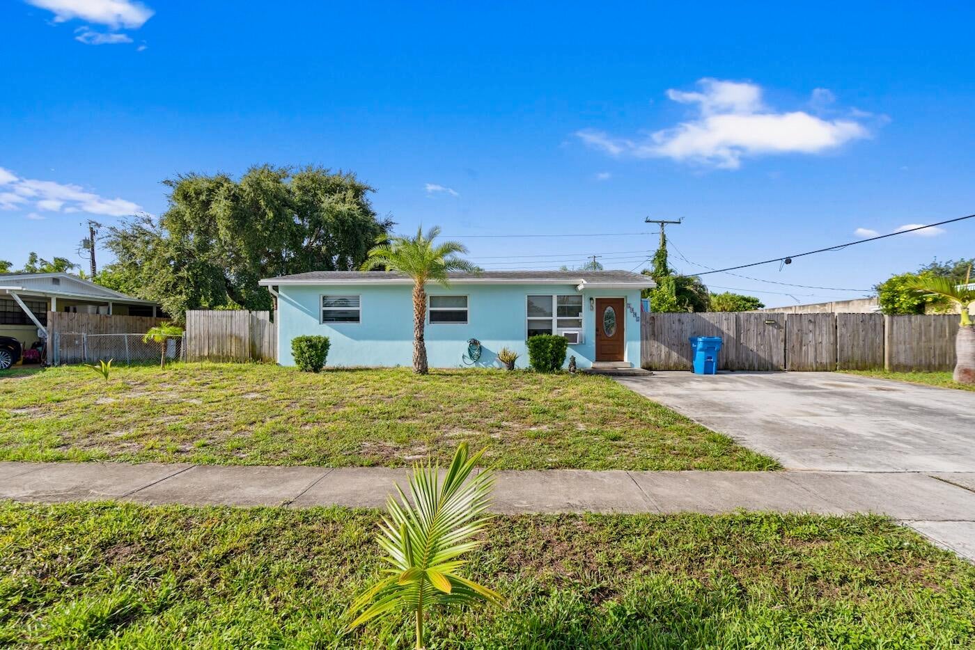 1446 W JENNINGS Street