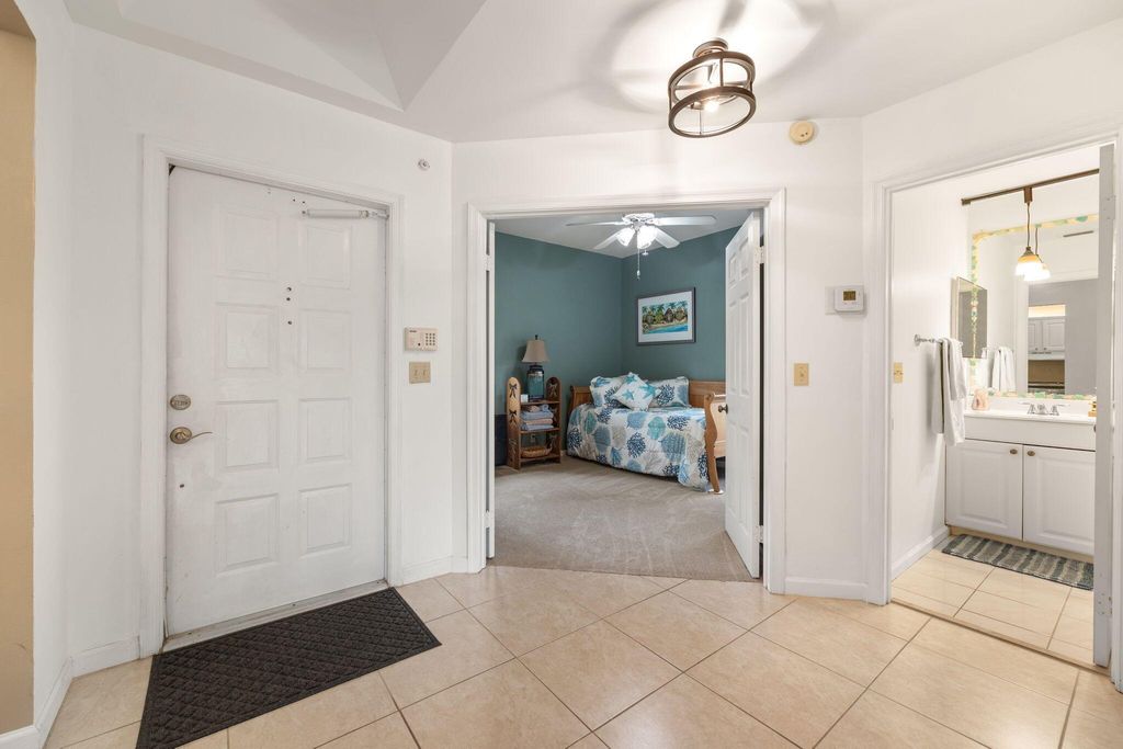 Photo of 119 Cypress Point Drive, Palm Beach Gardens, FL 33418 (MLS # R10935776)