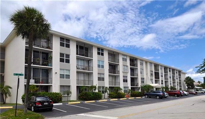 CORAL RIDGE EAST CONDO - Residential Lease