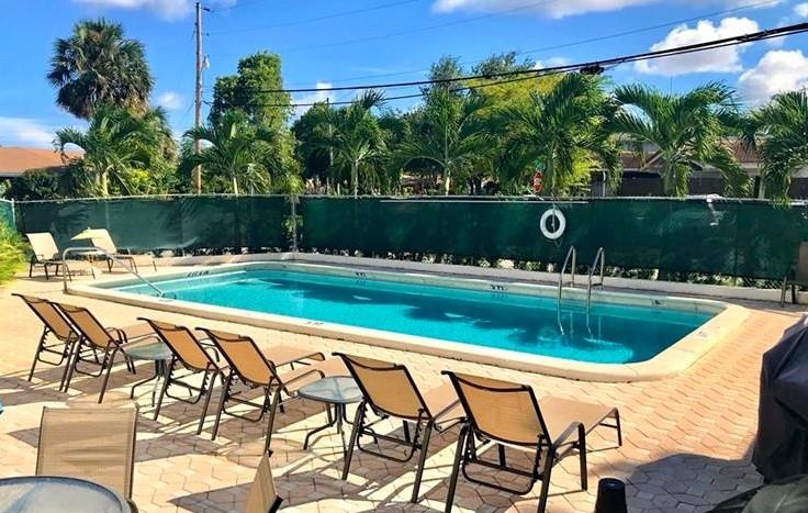 CORAL RIDGE EAST CONDO - Residential Lease