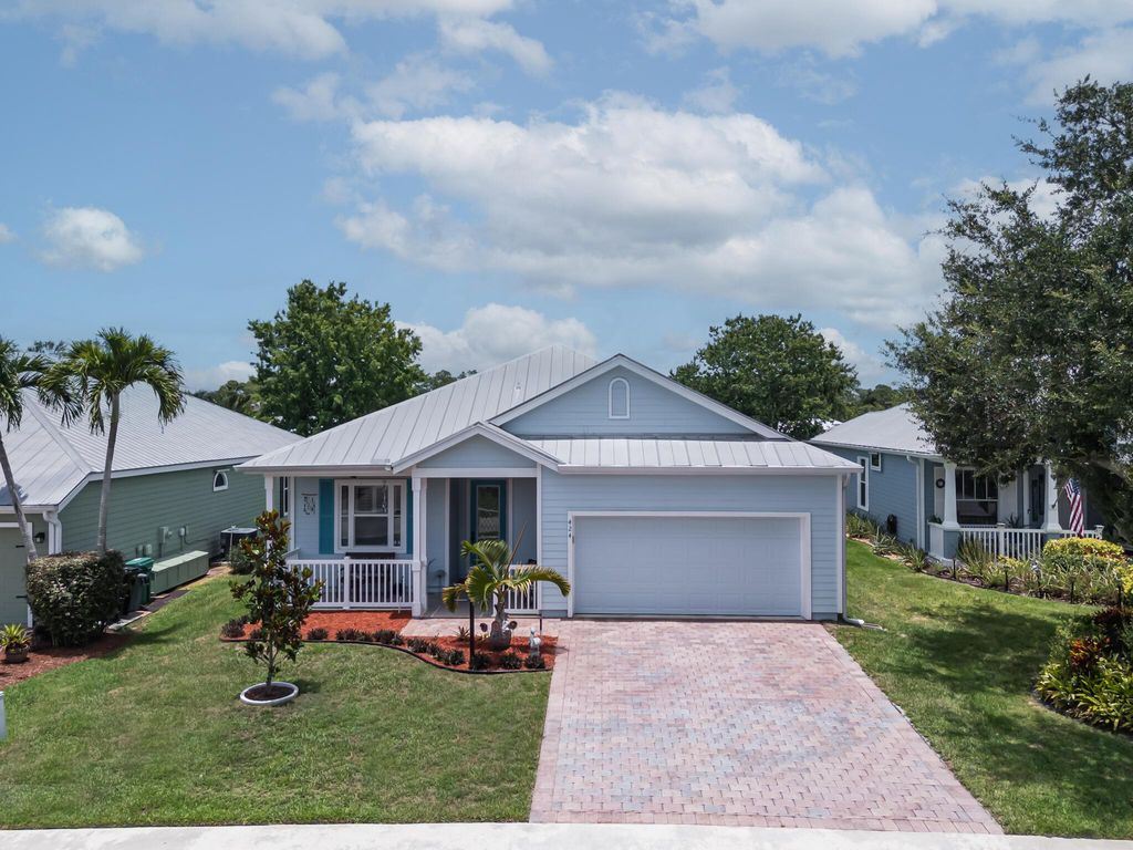 Photo of 424 NE Leaping Frog Way, Port Saint Lucie, FL 34983 (MLS # R11098399)