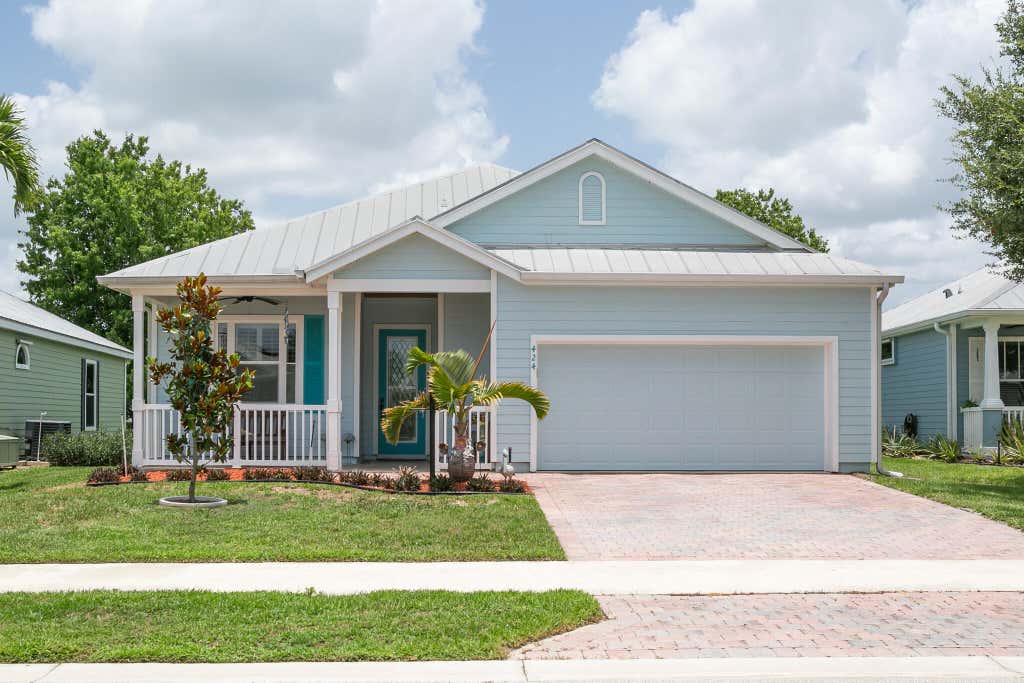 Photo of 424 NE Leaping Frog Way, Port Saint Lucie, FL 34983 (MLS # R11098399)