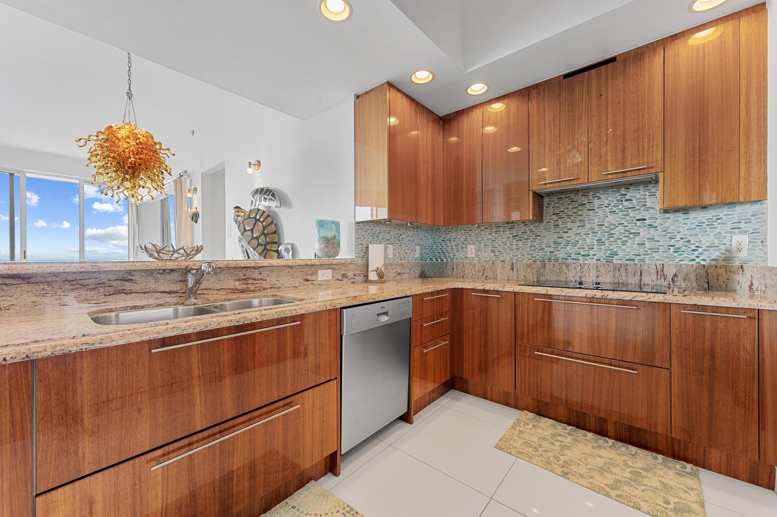 View photos, virtual tours, details... 2700 N Ocean Drive Ph4b