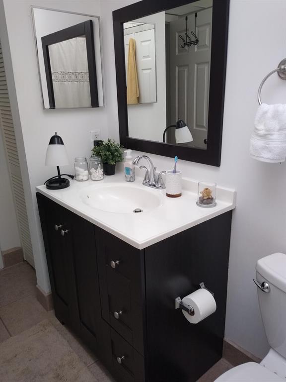 CASA DEL RIO CONDO - Residential