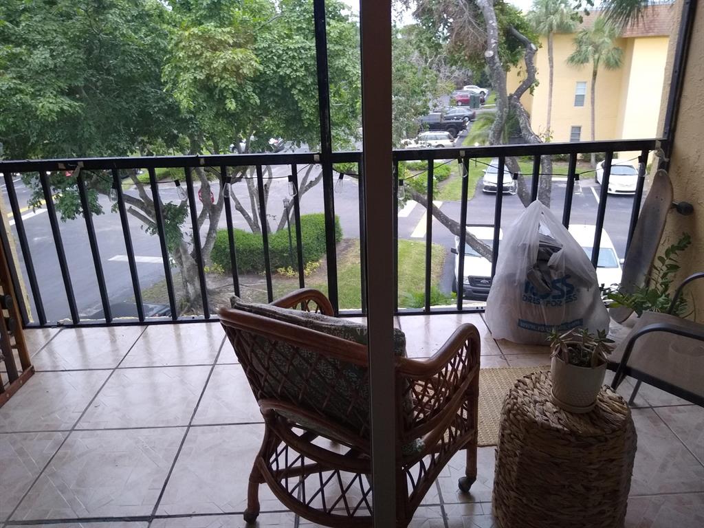 CASA DEL RIO CONDO - Residential