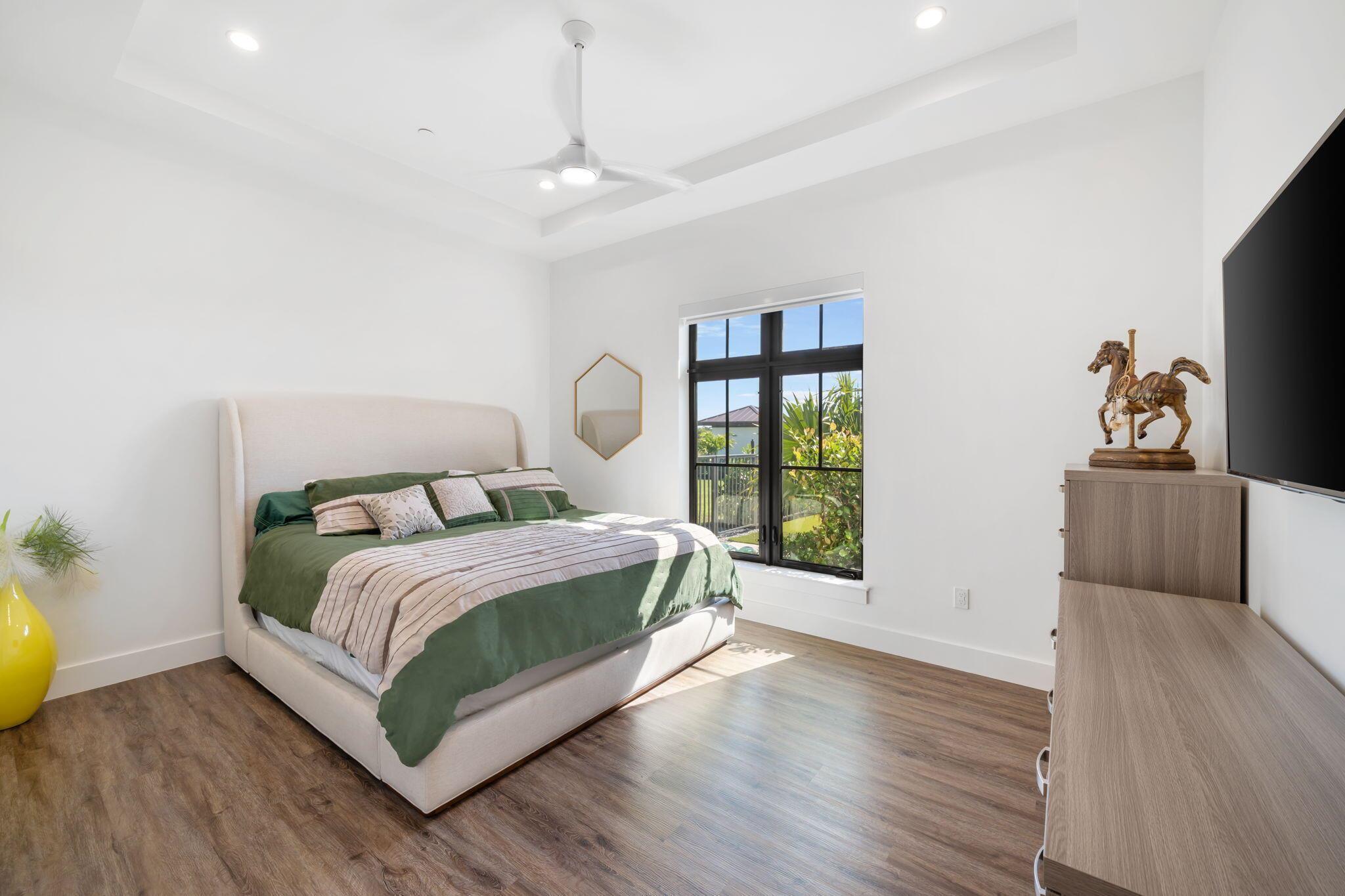 FOX GROVE (AKA MEADOW RUN - Residential