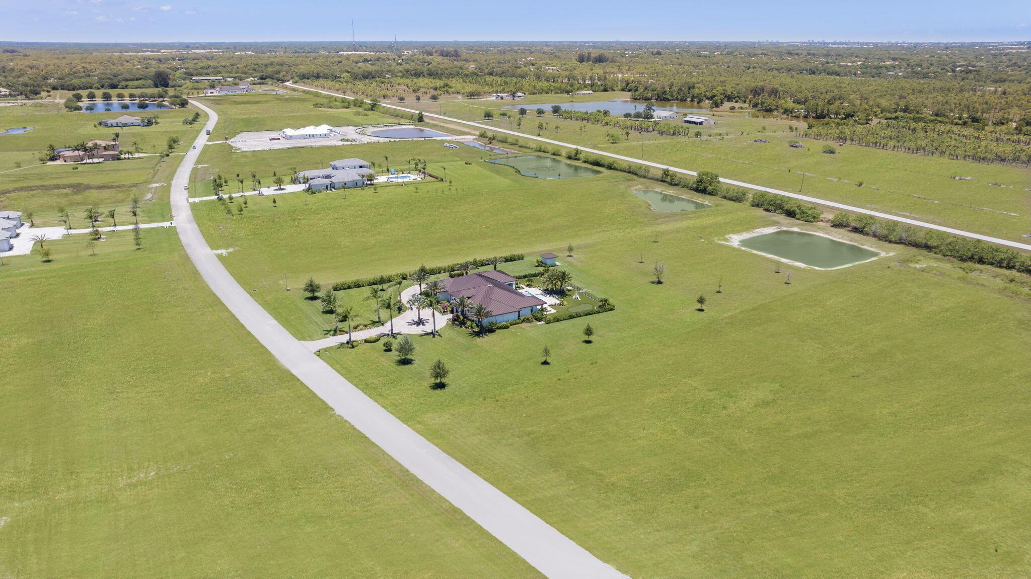 FOX GROVE (AKA MEADOW RUN - Residential