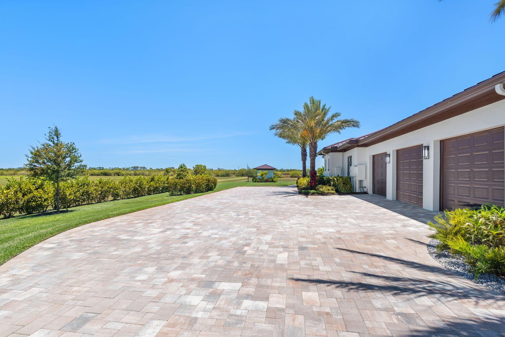 FOX GROVE (AKA MEADOW RUN - Residential