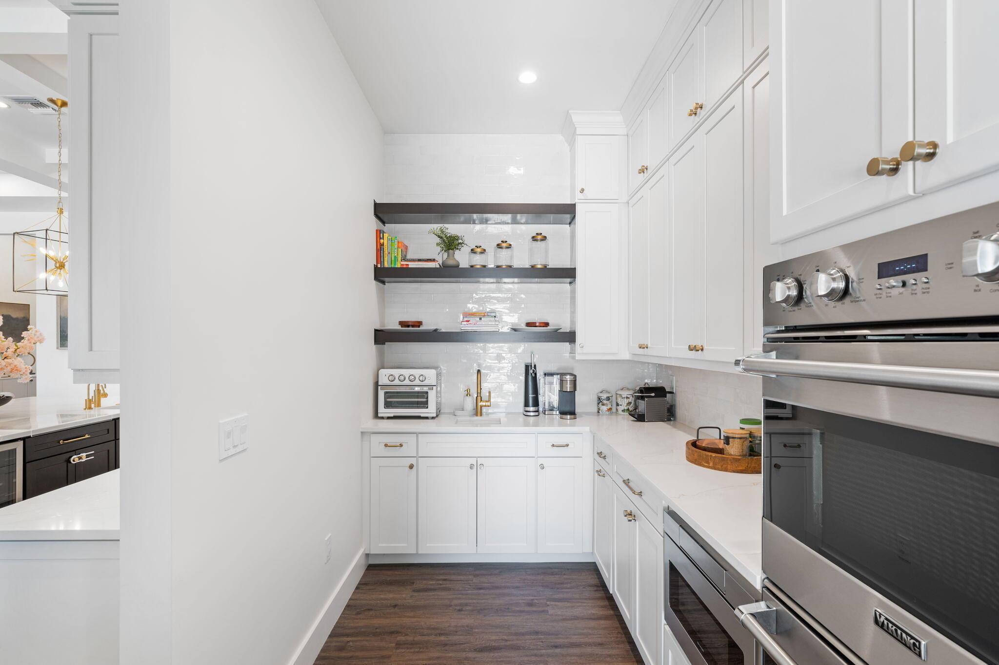 FOX GROVE (AKA MEADOW RUN - Residential