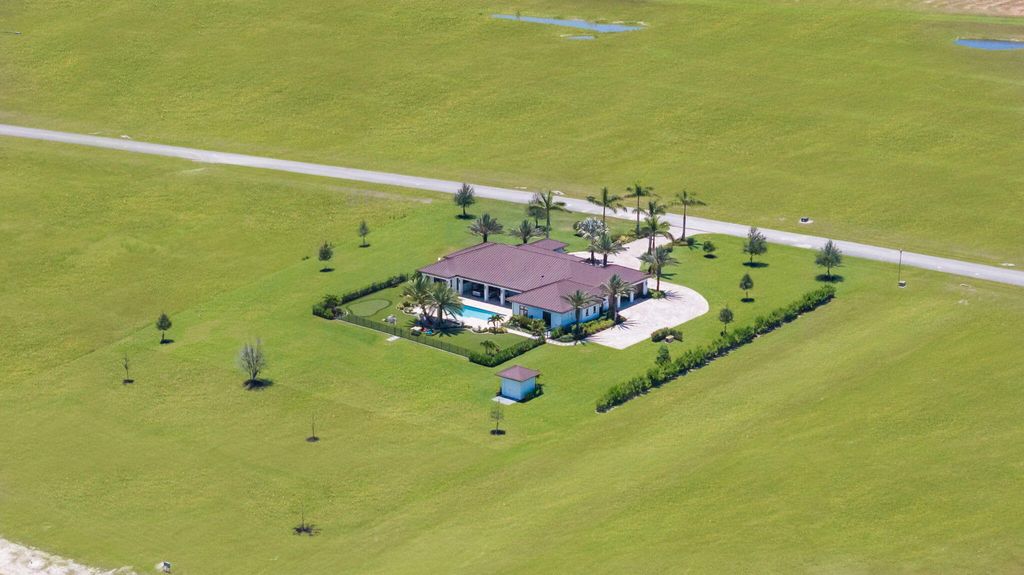 Photo of 2925 SW Stoneybrook Way, Palm City, FL 34990 (MLS # R11009695)