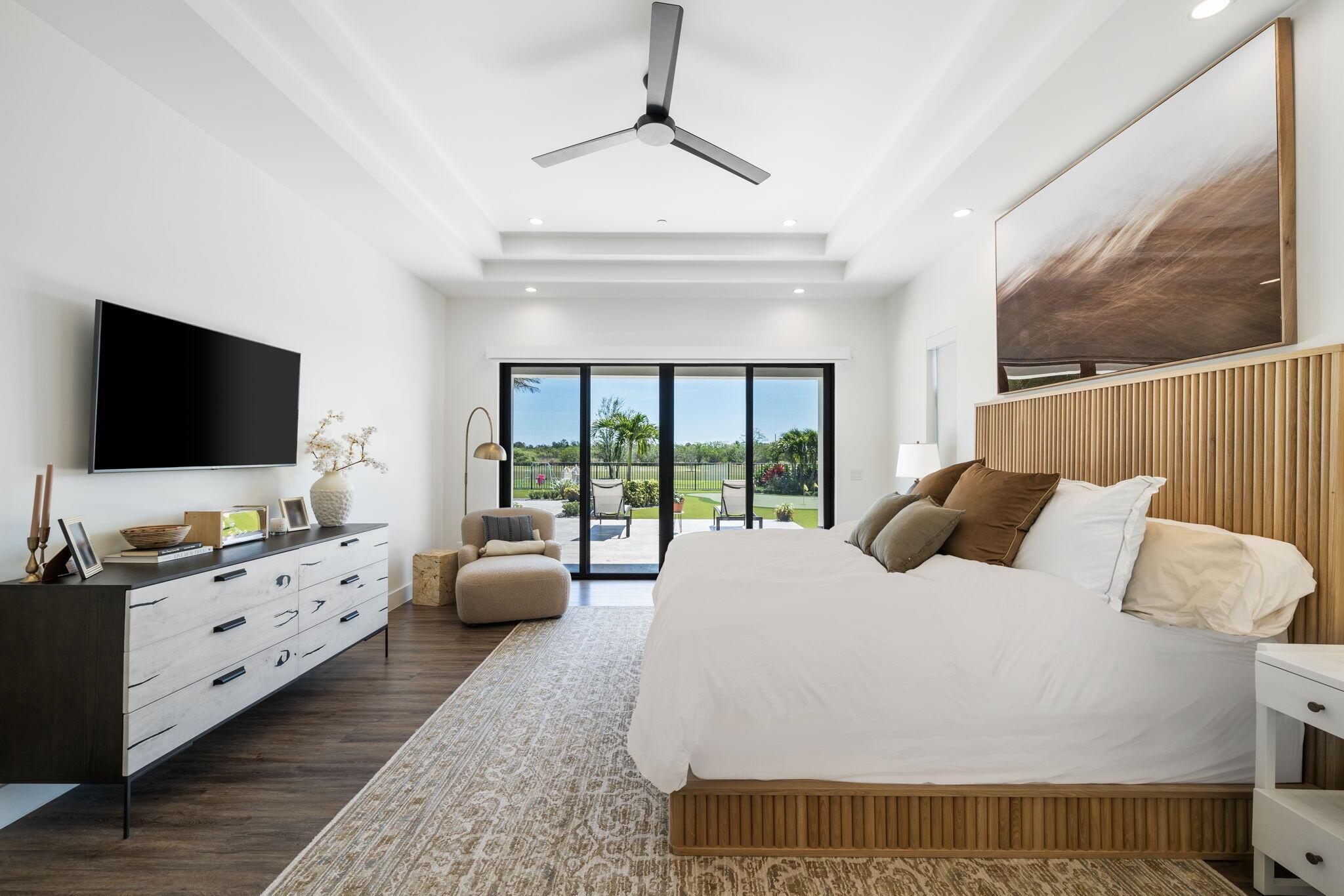 FOX GROVE (AKA MEADOW RUN - Residential