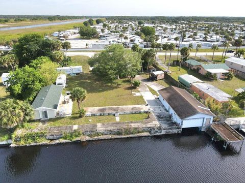 A home in Okeechobee