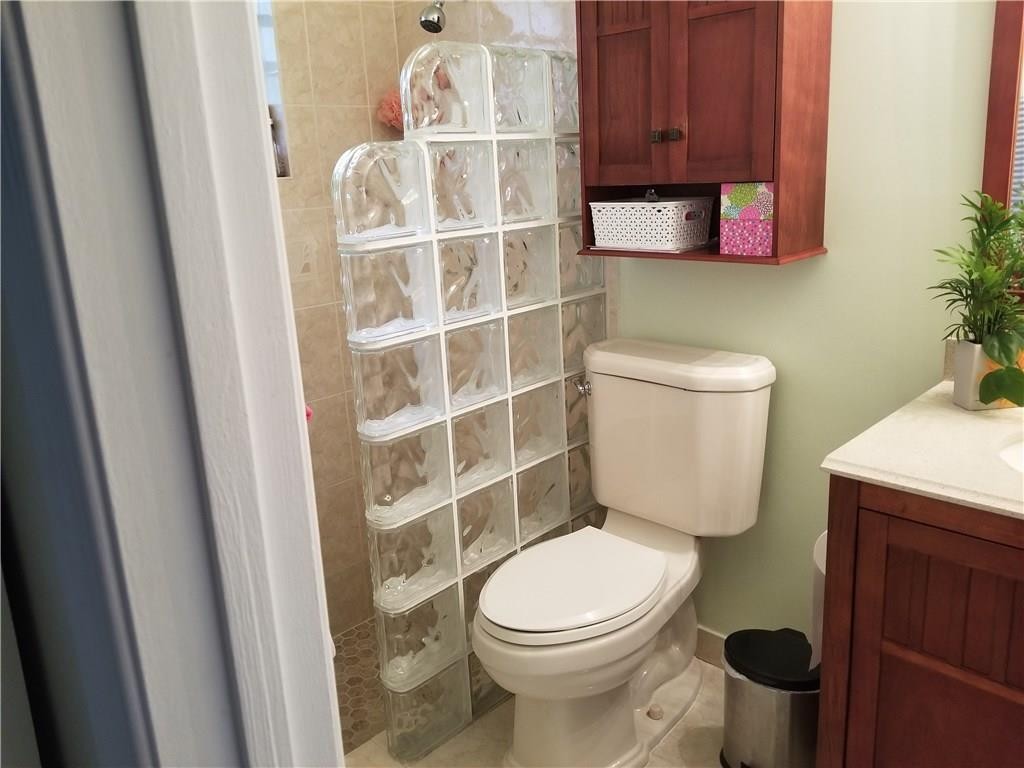 SPRING CIRCLE VILLAS - Residential