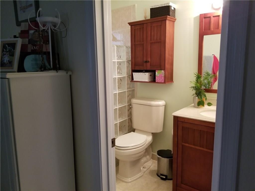 SPRING CIRCLE VILLAS - Residential