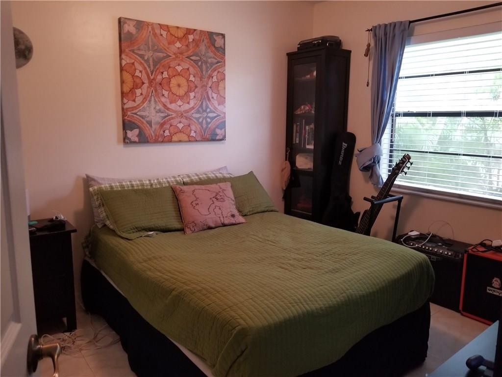 SPRING CIRCLE VILLAS - Residential