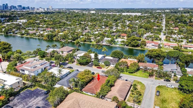 POINSETTIA HEIGHTS - Residential Lease