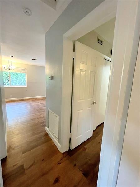 POINSETTIA HEIGHTS - Residential Lease