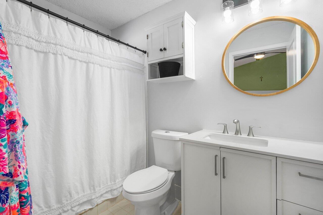 SUGAR POND MANOR OF WELLINGTON - Residential