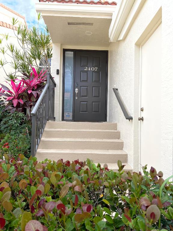 FAIRWAYS AT SOMERSET CONDO - Residential Lease