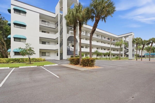4725 LUCERNE LAKES BLVD E APT 301, LAKE WORTH, FL 33467 - Image 02b9ca2bedf0b2c876e8149c80048dcd/1199397480