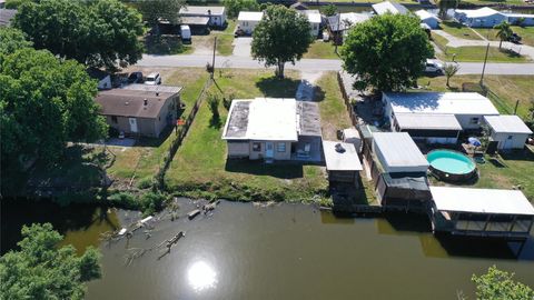 A home in Okeechobee