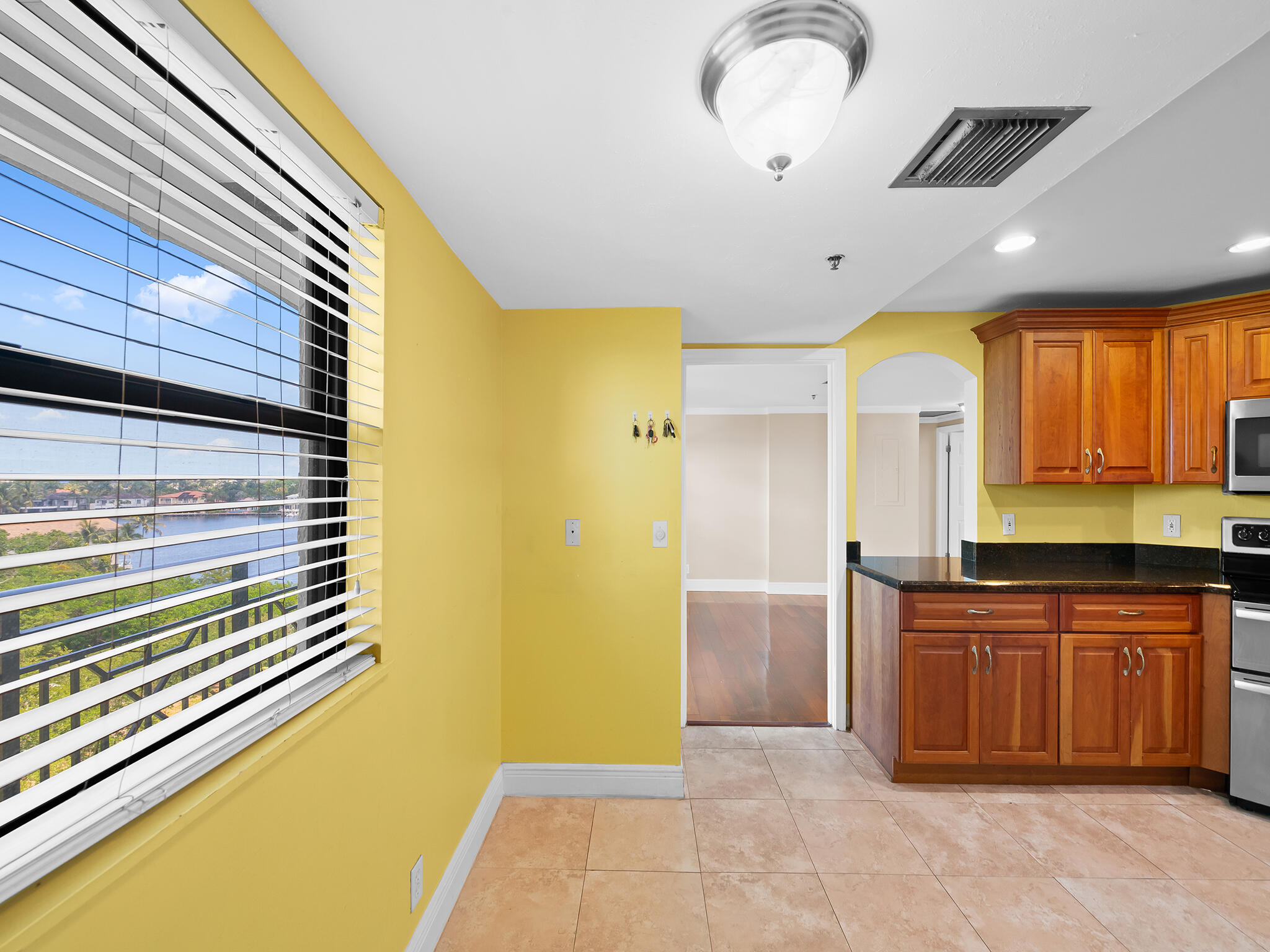DELRAY HARBOR CLUB - Residential