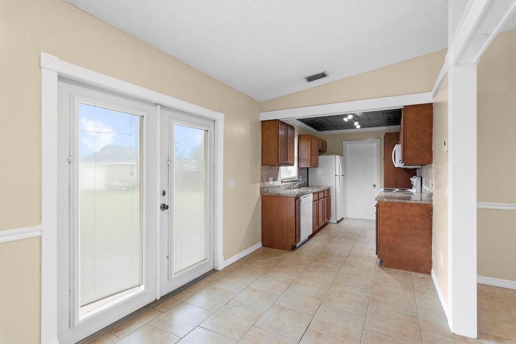 Photo of 889 SW Commonwealth Road, Port Saint Lucie, FL 34953 (MLS # R10951648)