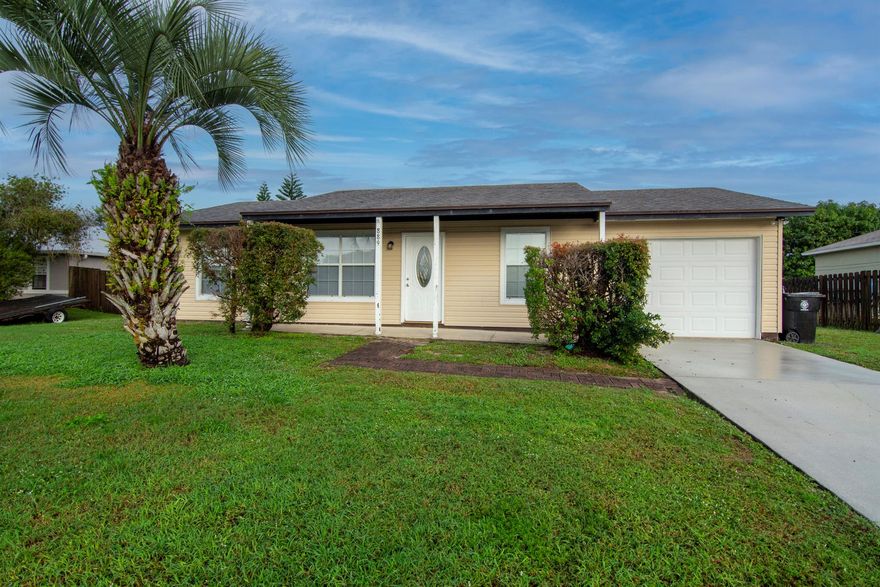 Welcome home to this charming home. Updated cabinets in the kitchen with tile and laminate floors throughout.  French doors open to a large backyard. Updated tile showers and bathrooms.  Nice size custom cabinets walk in closet in the primary bedroom . 2nd bedroom is a full suite with bathroom 
Buyer to verify exposure and all measurements are approximate .