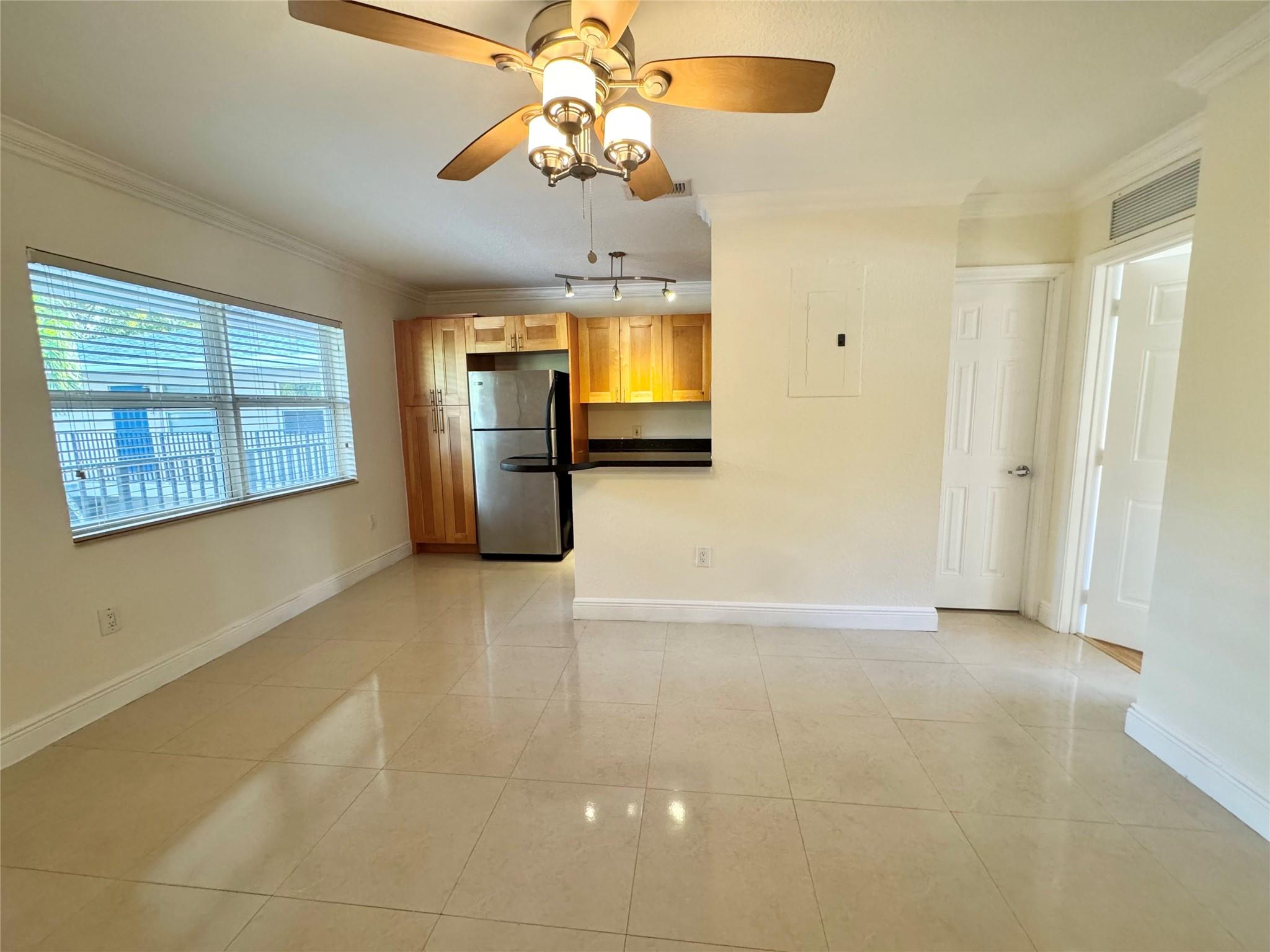 Capri Courts Condo - Residential Lease