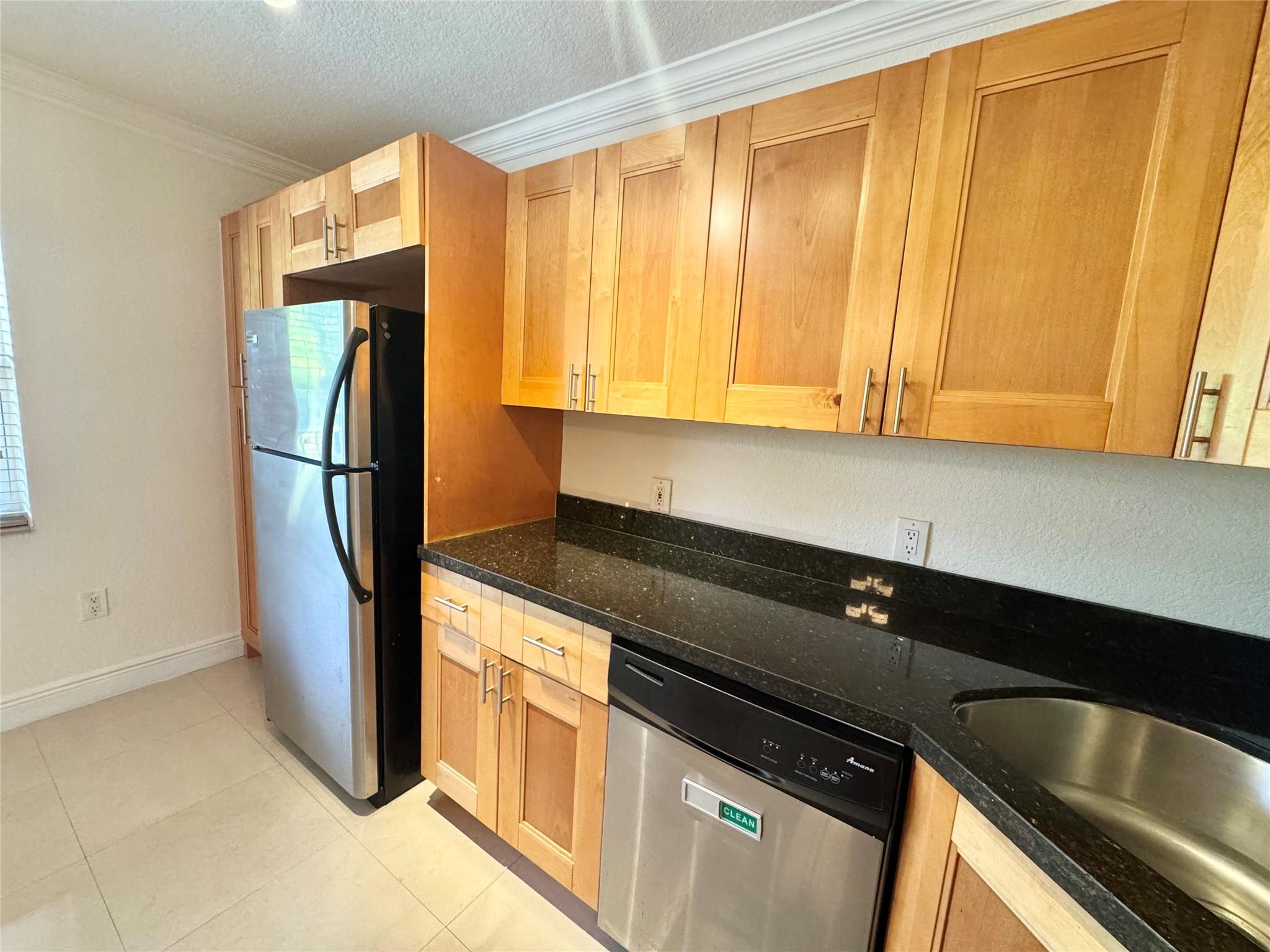 Capri Courts Condo - Residential Lease