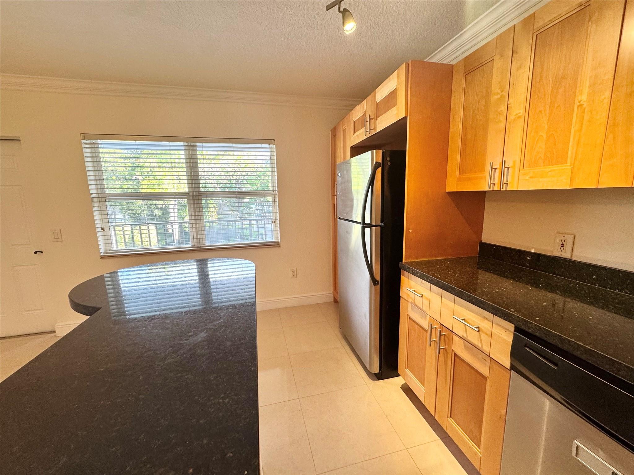 Capri Courts Condo - Residential Lease