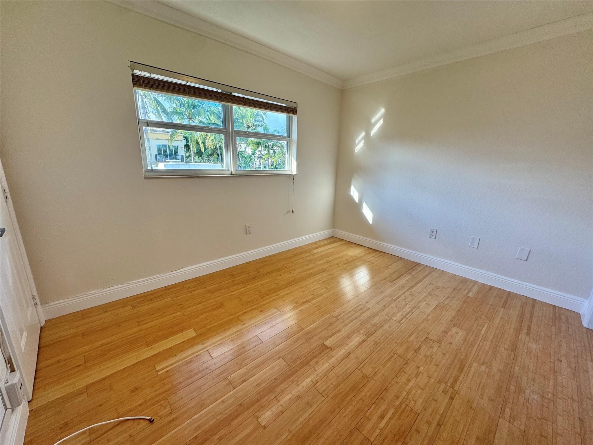 Capri Courts Condo - Residential Lease