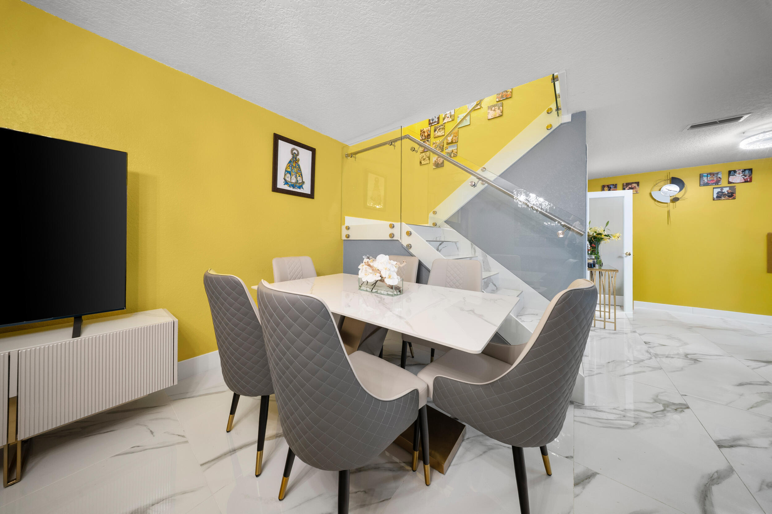 FOREST LAKES - Residential